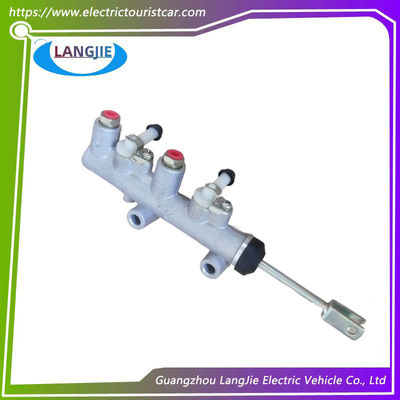 Golfwagenonderdelen LVTONG Master Brake Cylinder Master Brake Pump